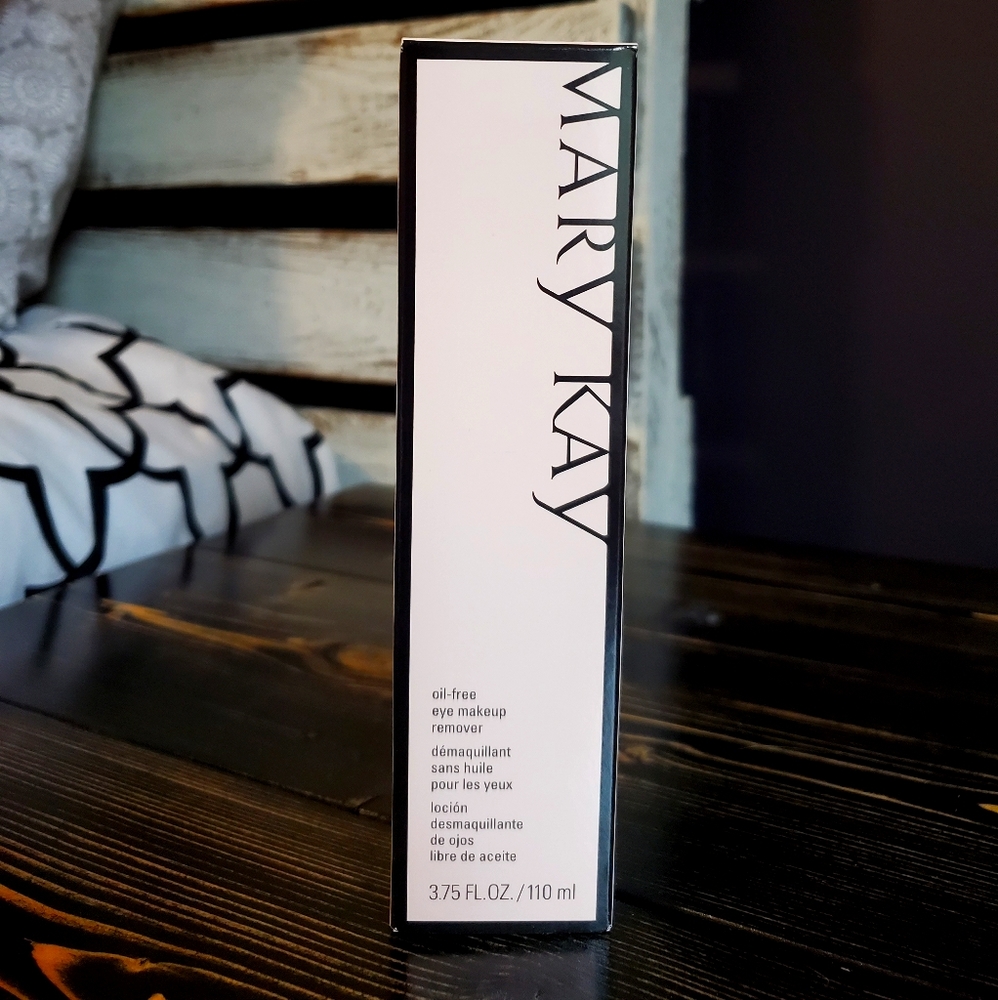 Mary Kay Oil-Free Eye Makeup Remover